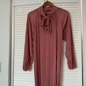 NWT Zara Women’s Pleated Tie-Neck Long-sleeve Dress